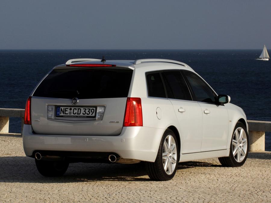  Cadillac BLS Wagon 2007 года  (фото 14 из 37)